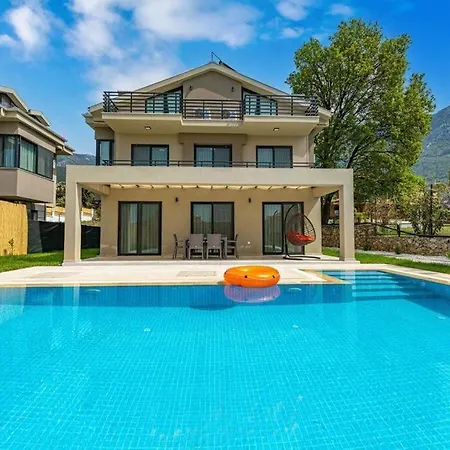 Otel Lina Oeluedeniz/fethiye