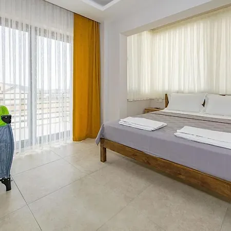 Otel Lina Oeluedeniz/fethiye