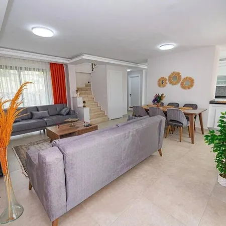 Otel Lina Oeluedeniz/fethiye