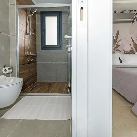 Otel Lina Oeluedeniz/fethiye